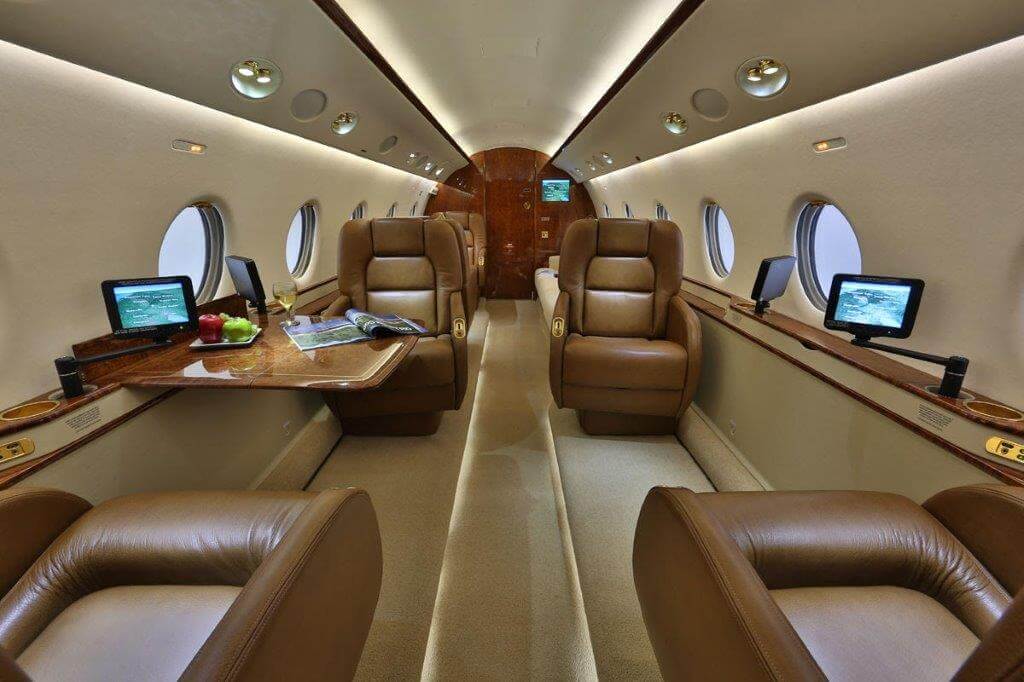Super Mid-Size Jet - Gulfstream G200: Interior | VelocityJets